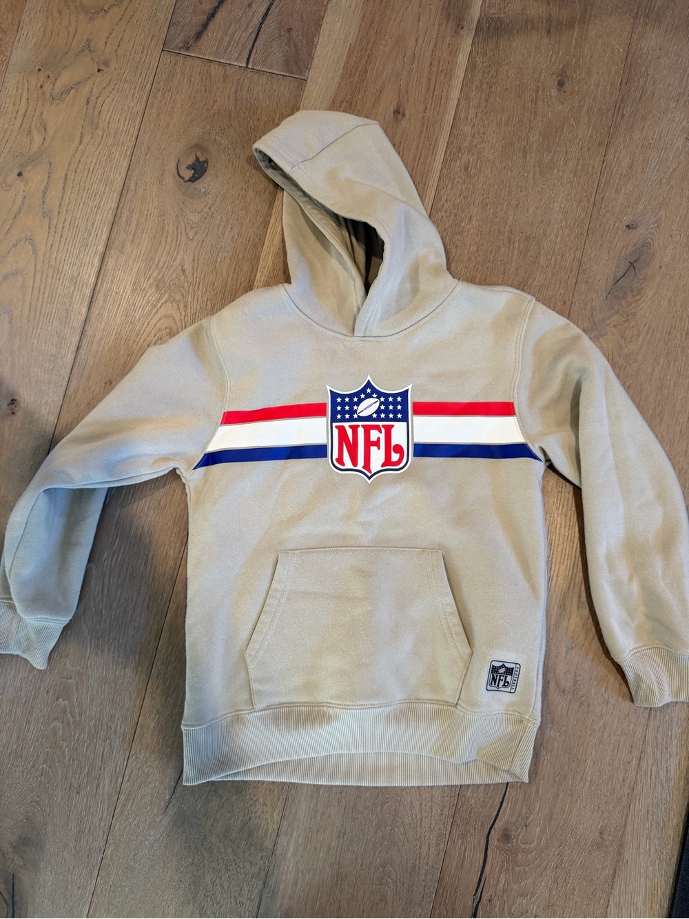 Youth NFL Tan Crewneck Hoodie with Red & Blue Stripes size 10